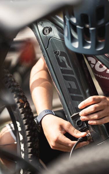 Recharge, Mountainbike | © Konistudios