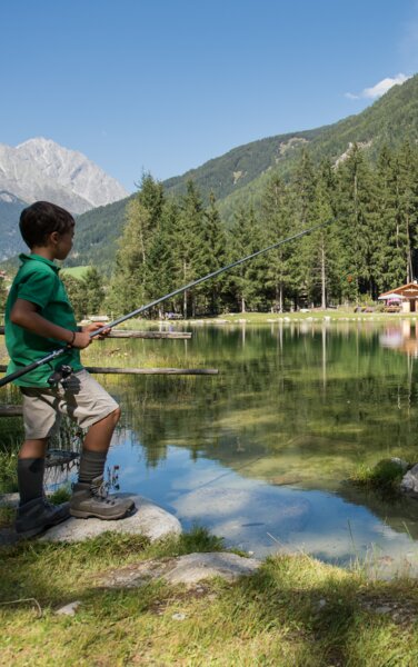 Pescare nel laghetto | © Wisthaler Harald