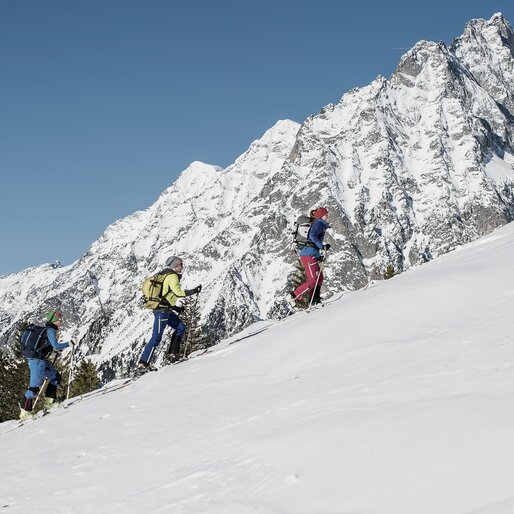 Scialpinismo in paesaggio invernale | © Wisthaler Harald