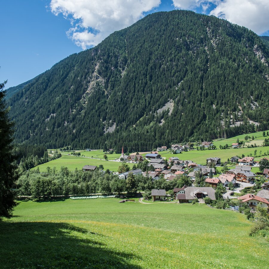 Village, mountains, forest | © Wisthaler Harald