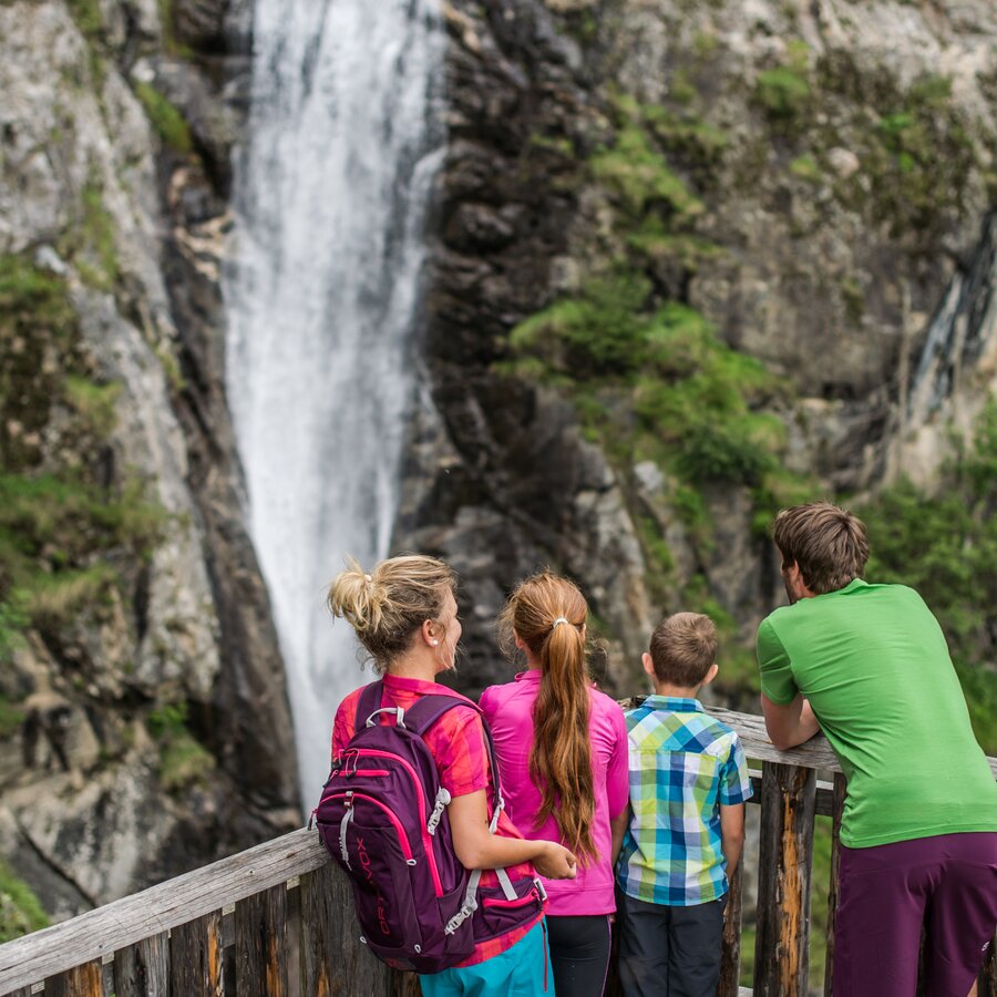 Waterfall, family | © Wisthaler Harald